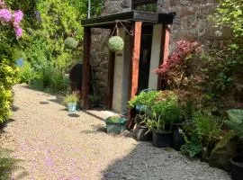 Swn y nant Barmouth road A496 Llanelltyd