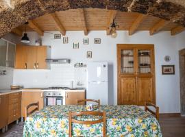 Home at Calascio, hotel v destinaci Calascio