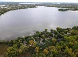 The Clear Lake Retreat