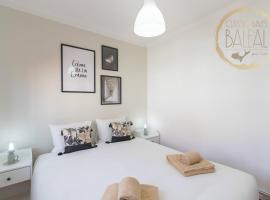 Baleal Classic Waves Guest House, hotel v destinaci Baleal