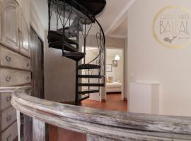 Baleal Classic Waves Guest House، فندق في باليال