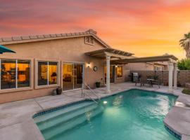 The Gregory- Salt Water Pool, cottage in Indio