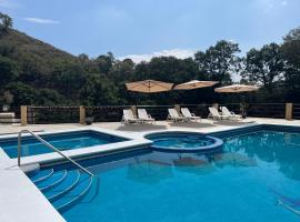 Aqua Forest Hotel, Hotel in Cañada