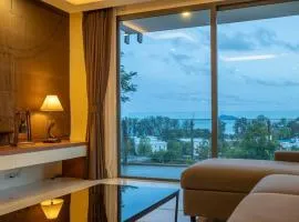 C183 Beach And Town, Modern Big Apartment