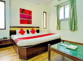 Super OYO Hotel Sunshin Deluxe, hótel í Nagpur