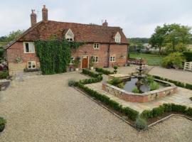 Common Leys Farm, hotel with parking in Waterperry