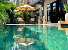 Amalika Private Pool Villa Central to Everything, hotel perto de Porto de Gili Trawangan, Gili Trawangan