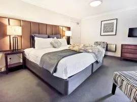 The Beacon - Luxe Studio Unit