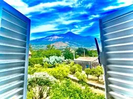Linden House Etna