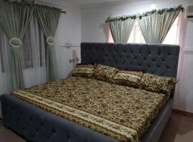 Viesnīca 2bedroom flat at Adewole estate Next to Red Caffino Ilorinā