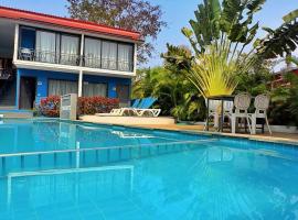 Tanzanite Boutique Resort, hotel v destinaci North goa