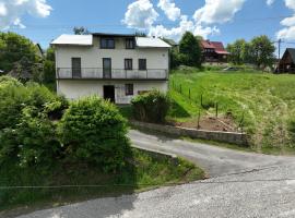 Dom nad Solinką, hôtel à Wołkowyja
