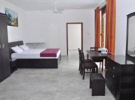 Ameesha Lodge Apartment, chalet à Nugegoda