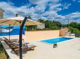 Ferienhaus mit Privatpool für 6 Personen ca 120 qm in Divšići, Istrien Südküste von Istrien