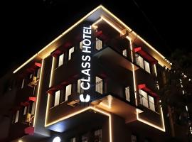 Class Chain Hotel's With Free Transportation, hotel ieftin din Arnavutköy