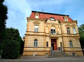 Ubytování Gato Božíčany, hostel u gradu 'Božičany'