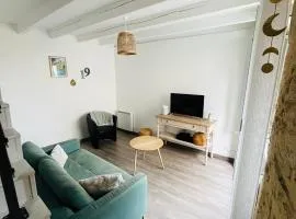 Le 19 Rue **,Maison de charme proche du Puy du Fou