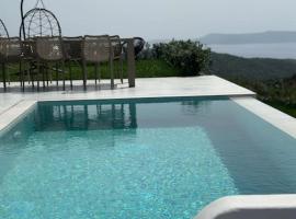 Georgianna's The Villa, хотел в Корони