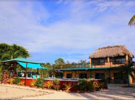 Seafront Tropical Oasis, cabaña o casa de campo en Sarteneja