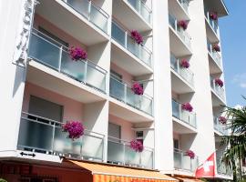 Hotel Dischma - FREE BUS AND TRAIN TICKET, 3-sterrenhotel in Lugano