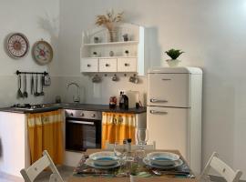 Rossaroll Holiday Houses, hotel in Noto
