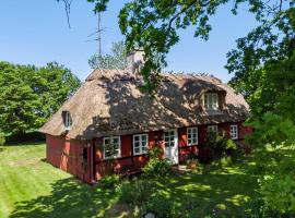 4 Bedroom Gorgeous Home In Rødby, ξενοδοχείο σε Rodby