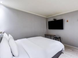 Yam hotel, hotel v destinaci Guri