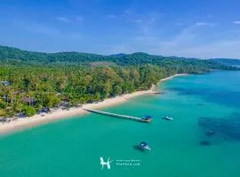 Seafar Resort