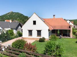 Rusztikus Nyaralóház, готель у місті Сіглігет