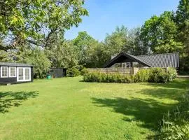 Beautiful Home In Gilleleje With Wifi