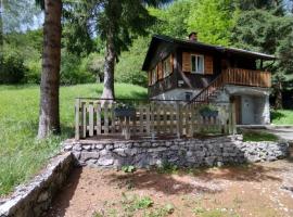 Počitni&scaron;ka hi&scaron;a Lokve, villa en Trnovo