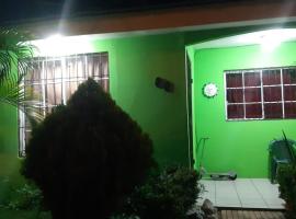 Casa familiar de Fabiola, sted med privat overnatting i Managua