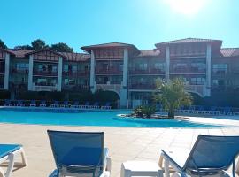 BISCARROSSE Appartement avec terrasse PISCINE LAC OCEAN GOLF, hotel a Biscarrosse
