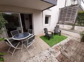 Concarneau - Beau studio chaleureux avec jardin