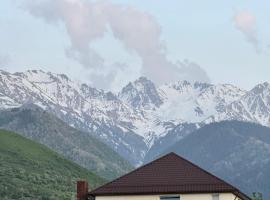 AlmaPort, hotel in Talghar