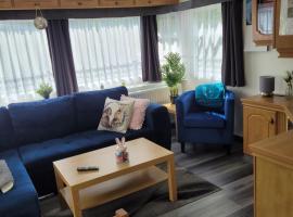 The Sunny Bunny Holiday Home, hotel in Ballantrae