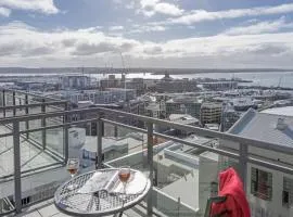 Best Views -Stunning HERITAGE-Pool,Gym