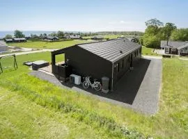 Stunning Home In Faaborg With Jacuzzi