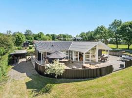 Stunning Home In Fars With Kitchen, Cottage in Farsø