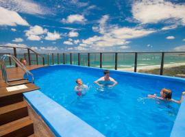 Majorca Isle Beachside Resort, hótel í Maroochydore