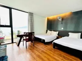 Holiday Inn Hotel