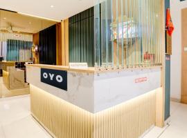 OYO Hotel Silver Cloud, hotell i Thane