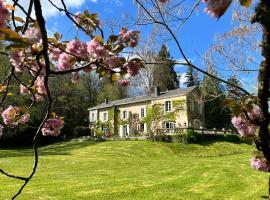 Domaine de La Brugere, hotel with parking in Nantheuil