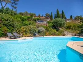 Villa for 10 people with private pool near Saint-Tropez