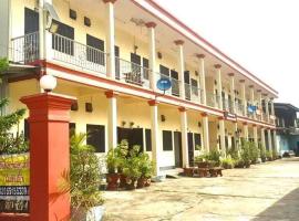 Chanthone's Plaza & Guest House, casa de huéspedes en Savannakhet