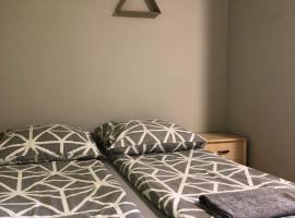 Kwatery prywatne pokoje i apartament JOANNA w Grzybowie, отель в городе Гжибово