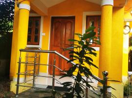 Garden view apartment rental, guest house in Vagator