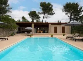 Lou Recati La Ribelle En Provence