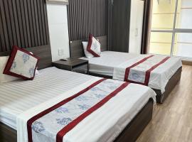 Thu Hoai Hotel, hótel í Cat Ba
