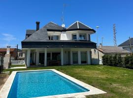 Villa Paxariño, hotel with jacuzzis in Vilagarcia de Arousa